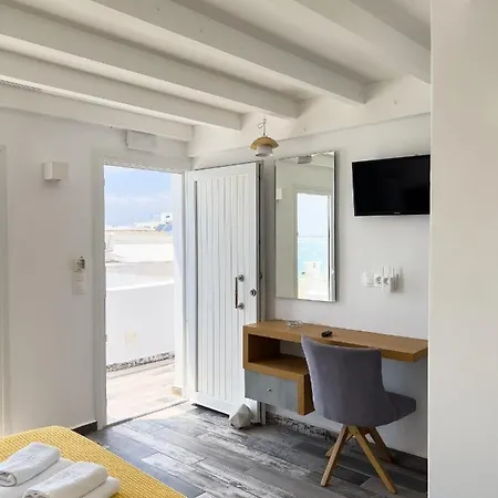 George מלון דירות Naxos City