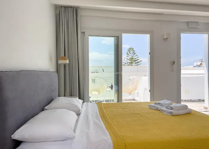 George Studios Naxos City