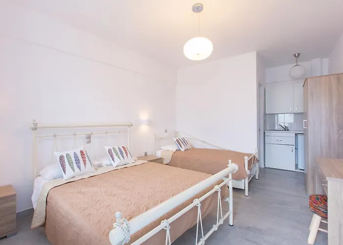 George Studios Naxos City