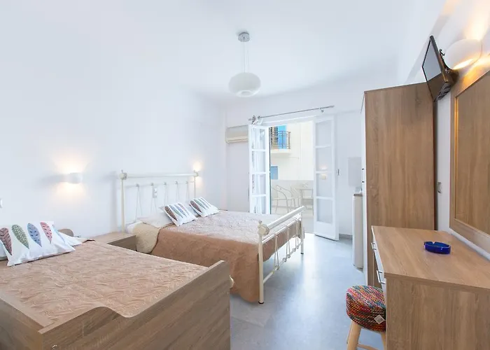 George Studios Naxos City